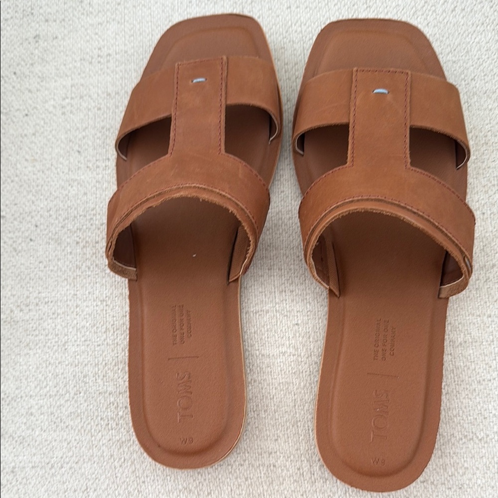 TOMS Women's Tan Slide Sandals